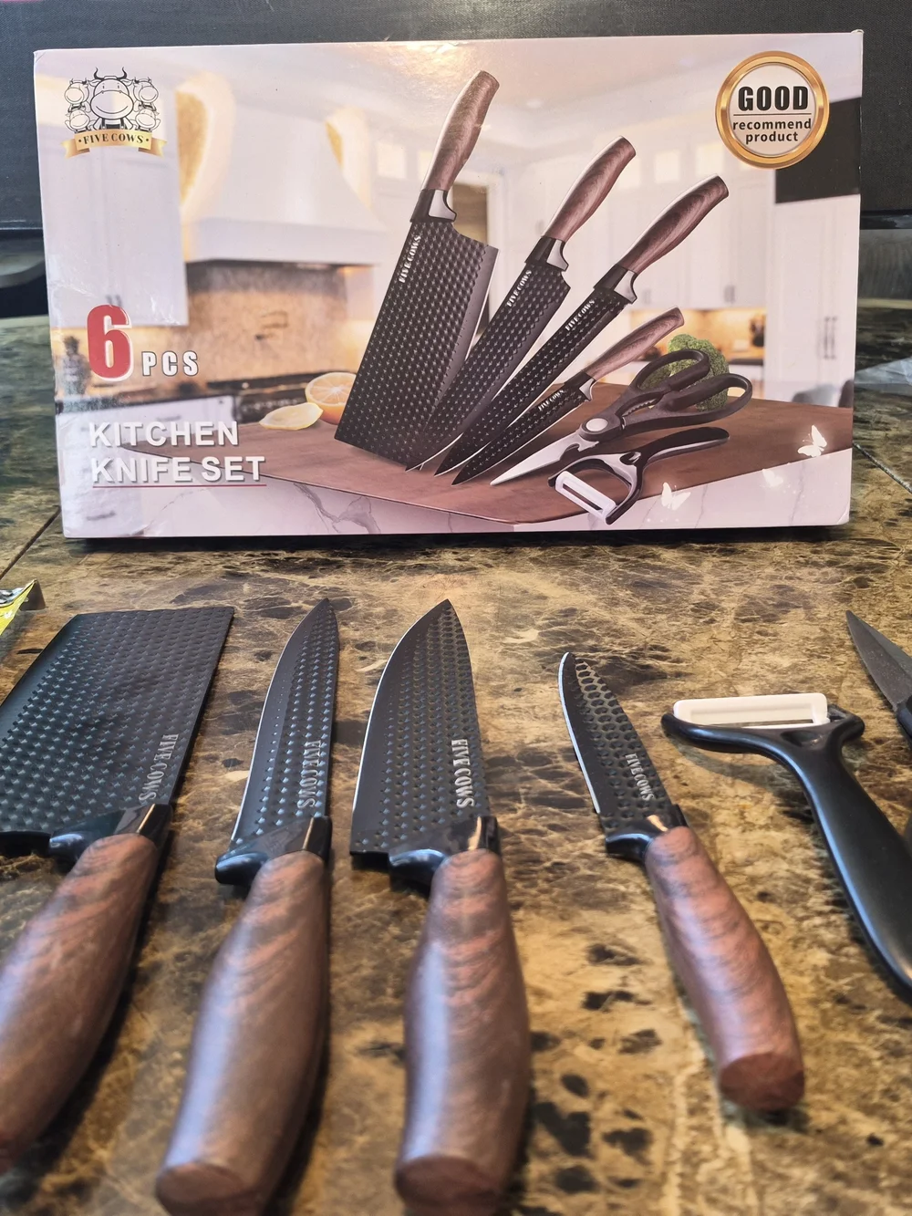 FIVE COWS Kitchen Knife Set 6 Piece Set NIB   The FIVE COWS Kitchen Knife Set is